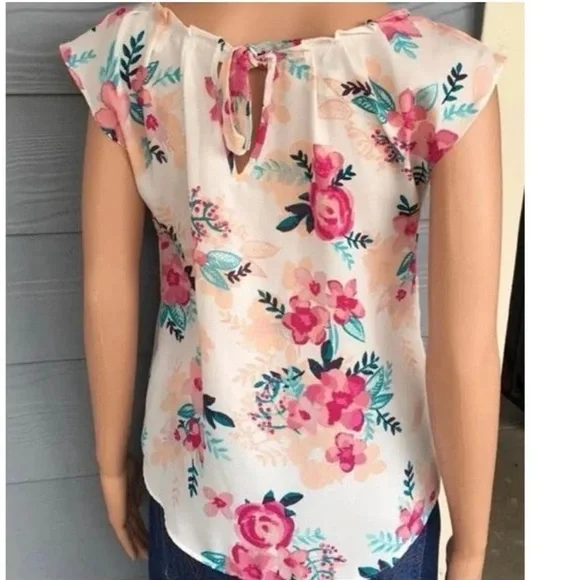 Lauren Conrad floral pleat neck blouse size Medium NWT - Picture 2 of 9
